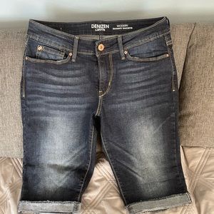 Levi Denizen Modern Skinny Shorts